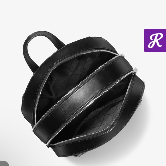 New with tags large MK bag - Picture 4 of 4